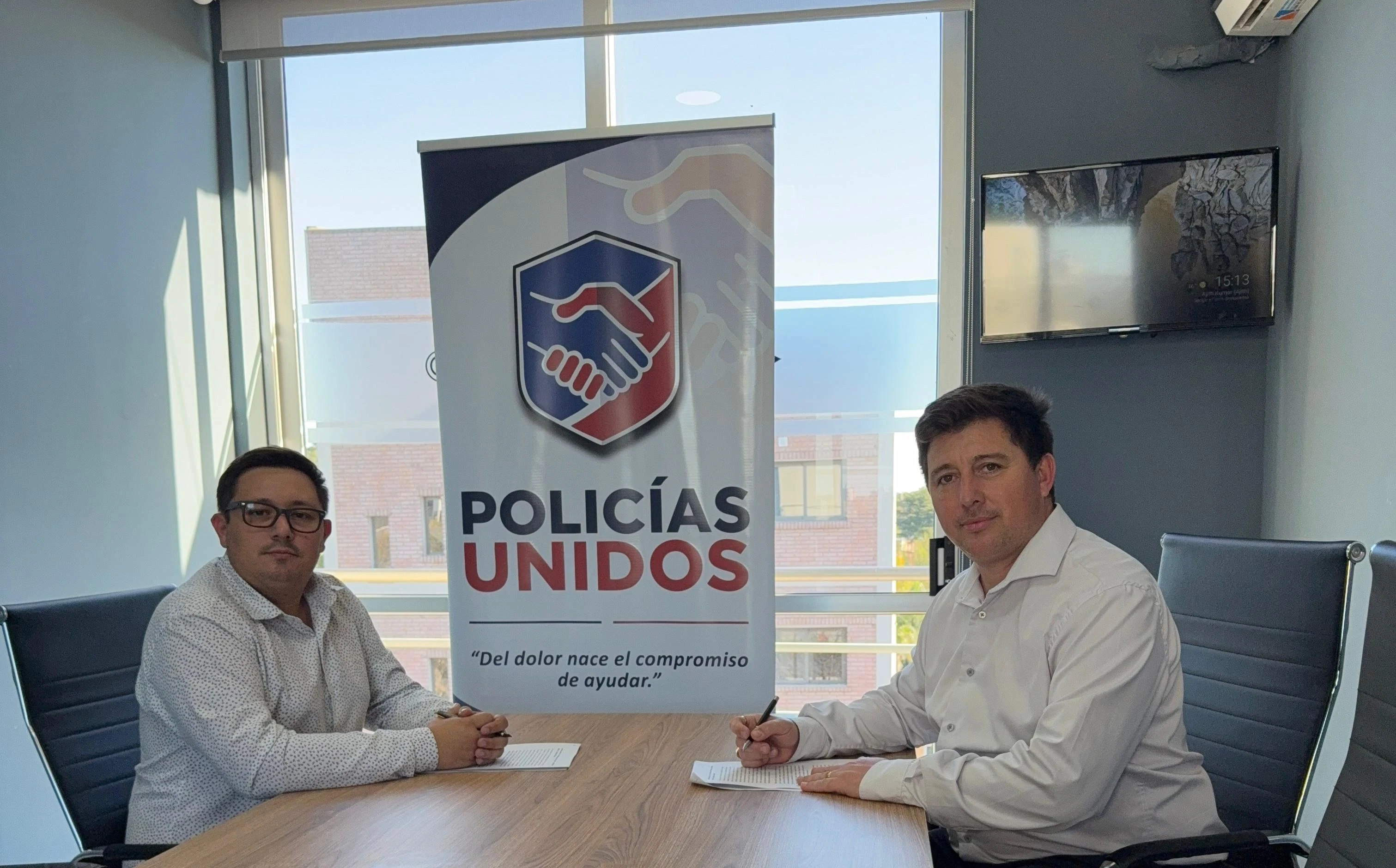 Firma de convenio RENOVA